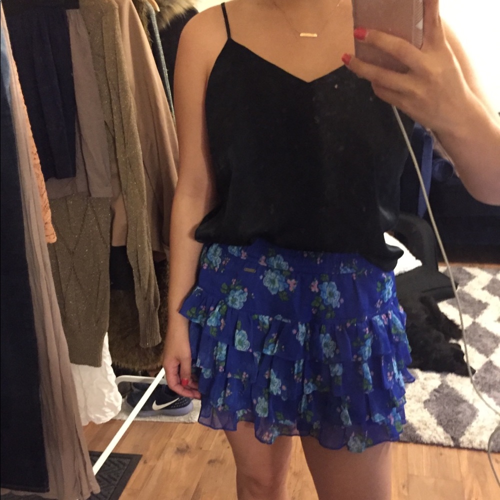 Blue floral Hollister ruffle miniskirt
